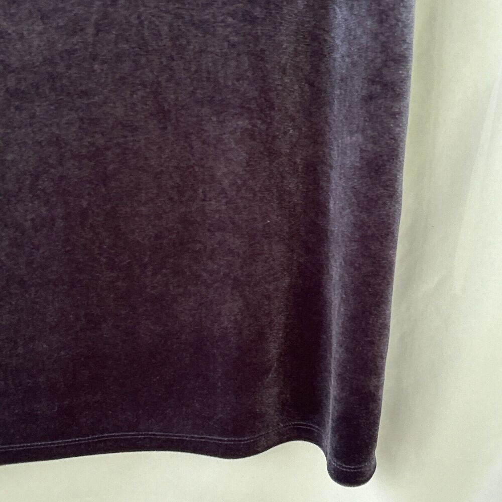 Old Navy Women’s Medium Dark Blue Velour Short Sleeve Top Shirt minimalist glam - Picture 13 of 14